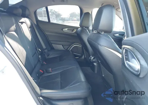 2021 Alfa Romeo Giulia Sport from USA, damaged, VIN ZARFAMAN7M7638886